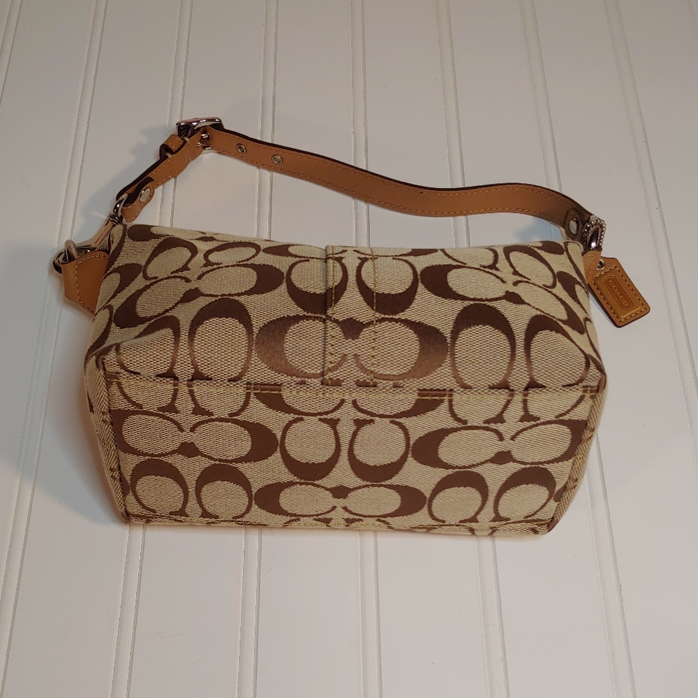 Coach Signature Khaki Small Purse - Picture 3 of 14
